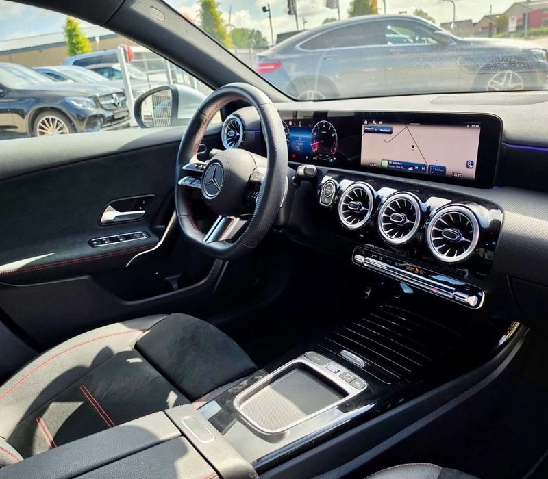 Mercedes-Benz A 180 - Image 11