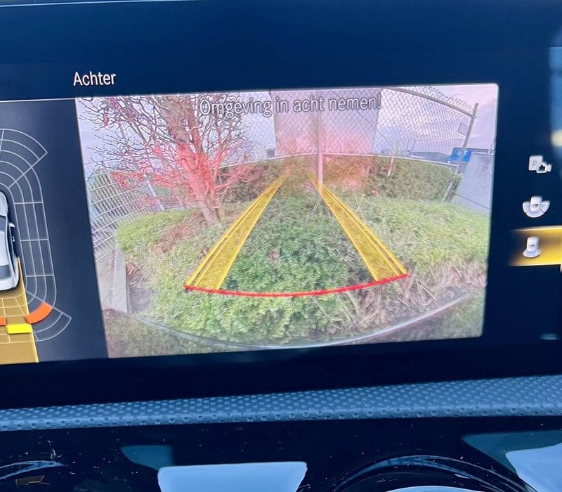 Mercedes-Benz CLA 200 - Image 11