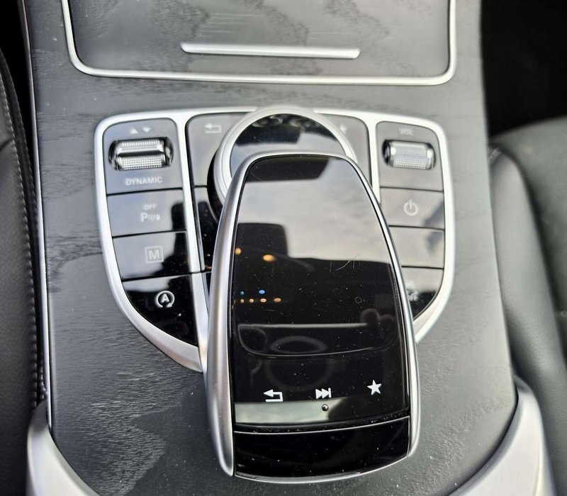 Mercedes-Benz GLC 220 - Image 15