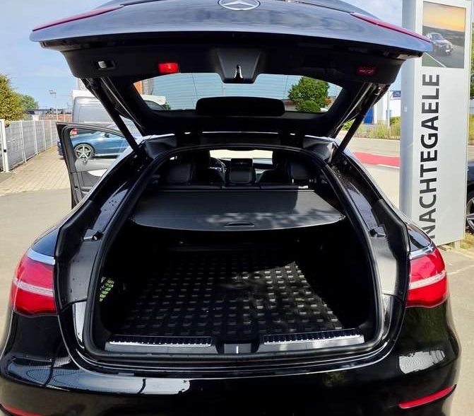 Mercedes-Benz GLC 220 - Image 6