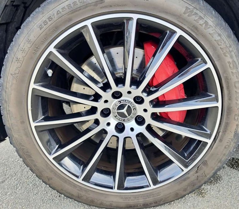 Mercedes-Benz GLC 220 - Image 8