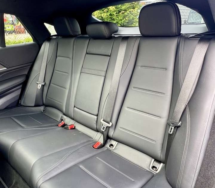 Mercedes-Benz GLE 350 - Image 9