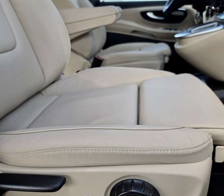 Mercedes-Benz V 300 - Image 11
